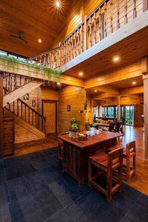 Interior detail - ama Stays & Trails The Malabar Villa Heliconia, Kozhikode (Kozhikode)