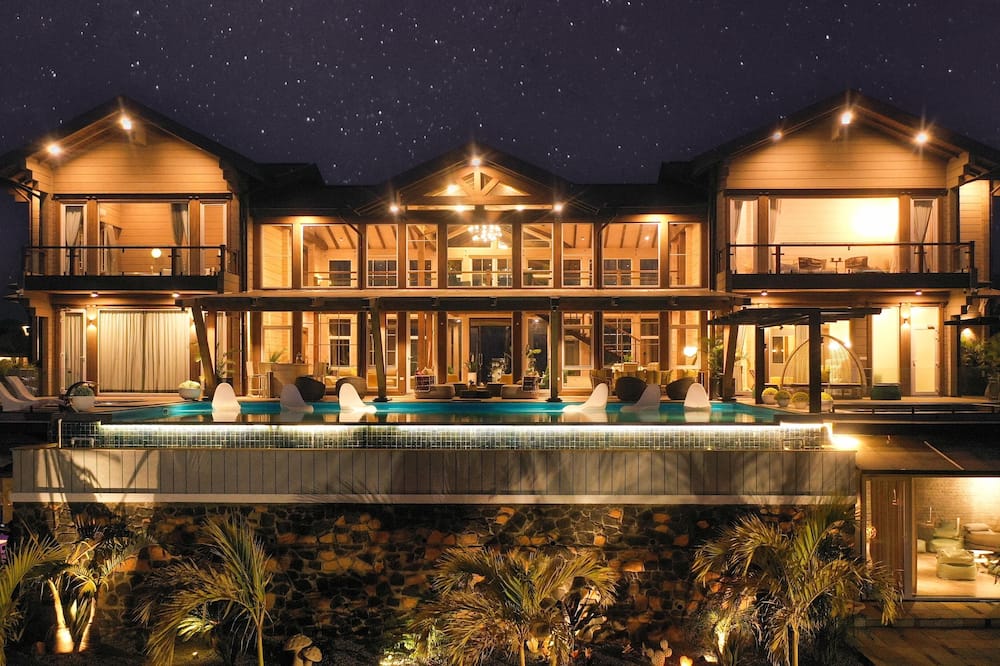 Ama Stays & Trails Chalet 1228, Kamshet