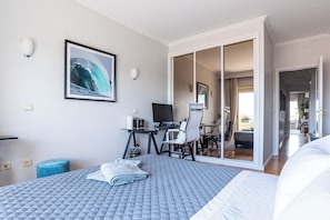 1 bedroom, iron/ironing board, bed sheets
