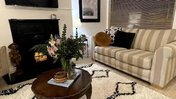 House | Living room