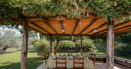 Elegant & Charming Family Country House near Rome