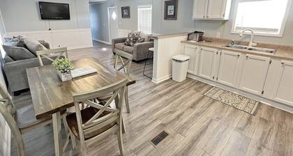 Sand Bar Living - Fishing Pier - Island Realty