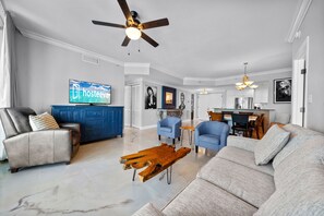 Classic Condo, 2 Bedrooms, Balcony | Living room