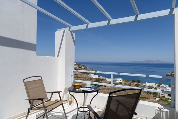 إطلالة من الشرفة