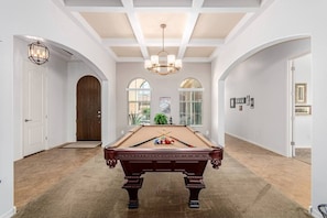 Game room - Luxury Stay at Estrella Mountain Ranch (Goodyear)