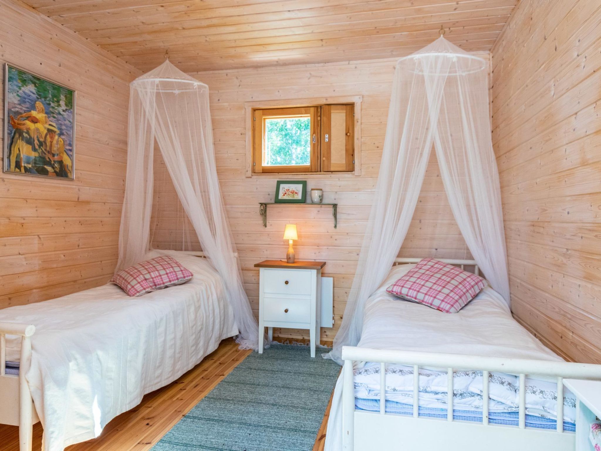 5 slaapkamers, reisbedje, internet