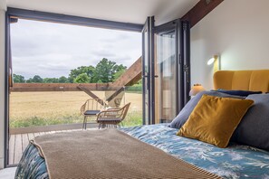 3 bedrooms, Internet, bed sheets