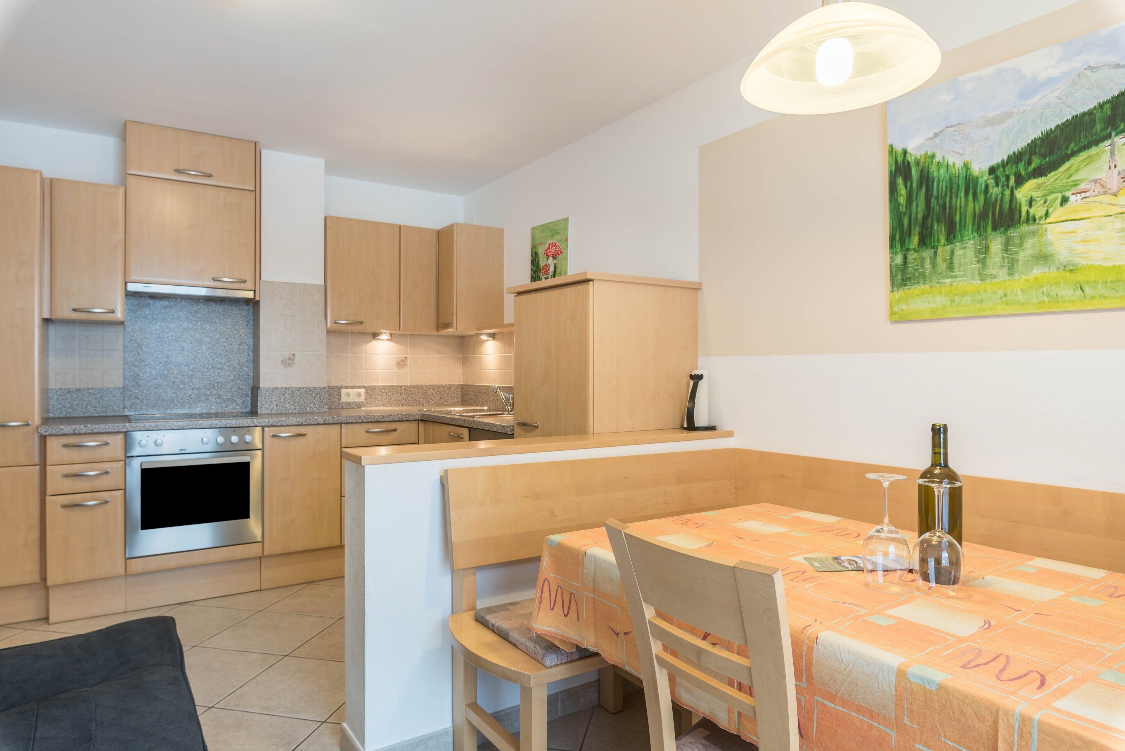 Kühlschrank, Ofen, Herdplatte, Geschirrspüler