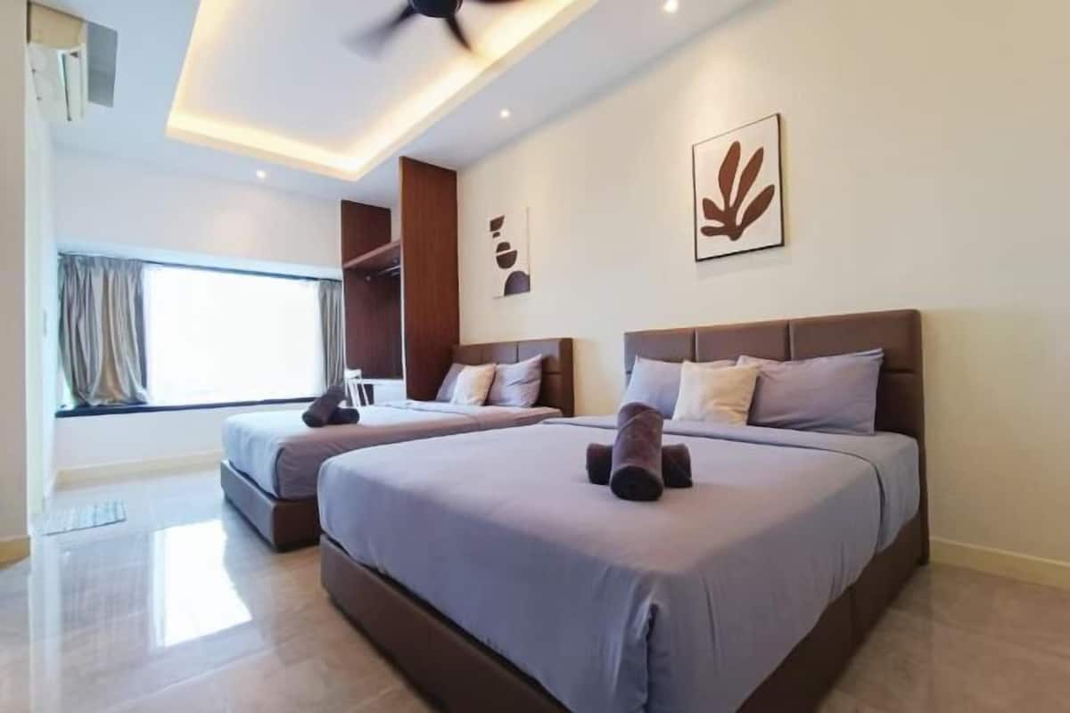 Desk, free WiFi, bed sheets