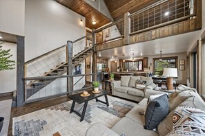 TV connectée, cheminée