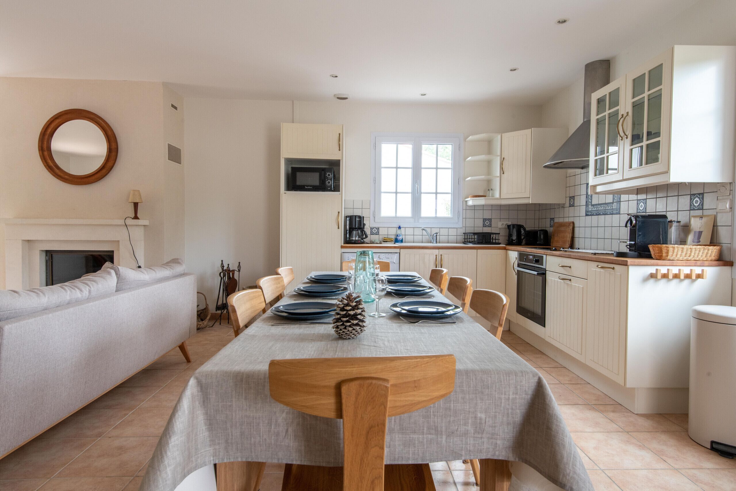 冰箱、微波炉、烤箱、洗碗机