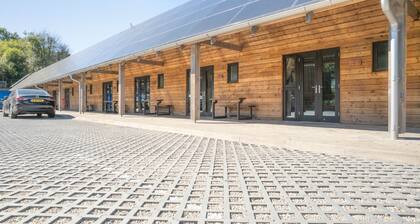 Chestnut - Flimwell Park Lodges