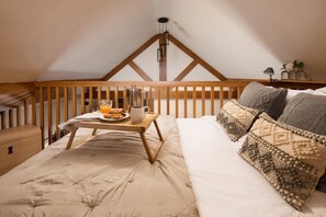 1 bedroom, iron/ironing board, travel crib, WiFi