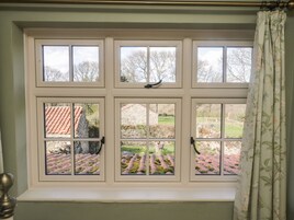 4 bedrooms, individually decorated, individually furnished, free WiFi