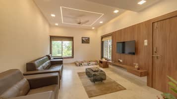 Luxury Villa | Living area