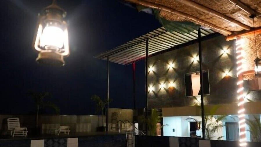 Orange Eye Resort