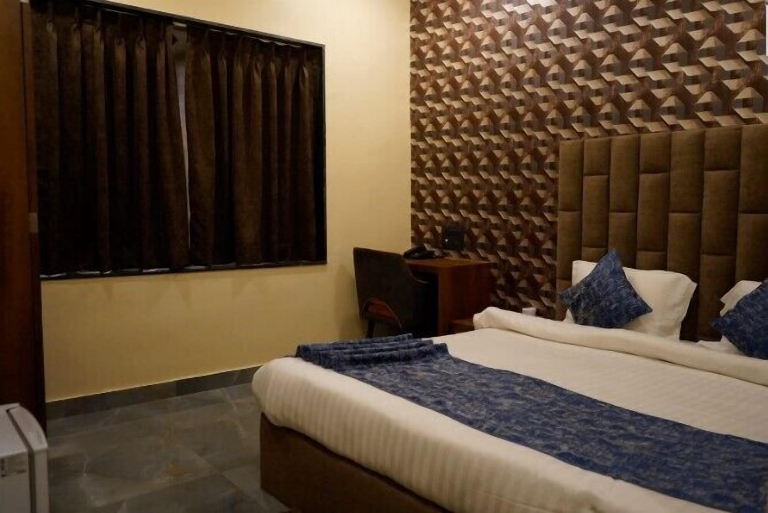 Executive Room | Free WiFi