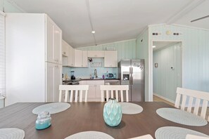 Dining - Ocean View l 7BR Home l Second Row l Sleeps 16 (North Myrtle Beach)