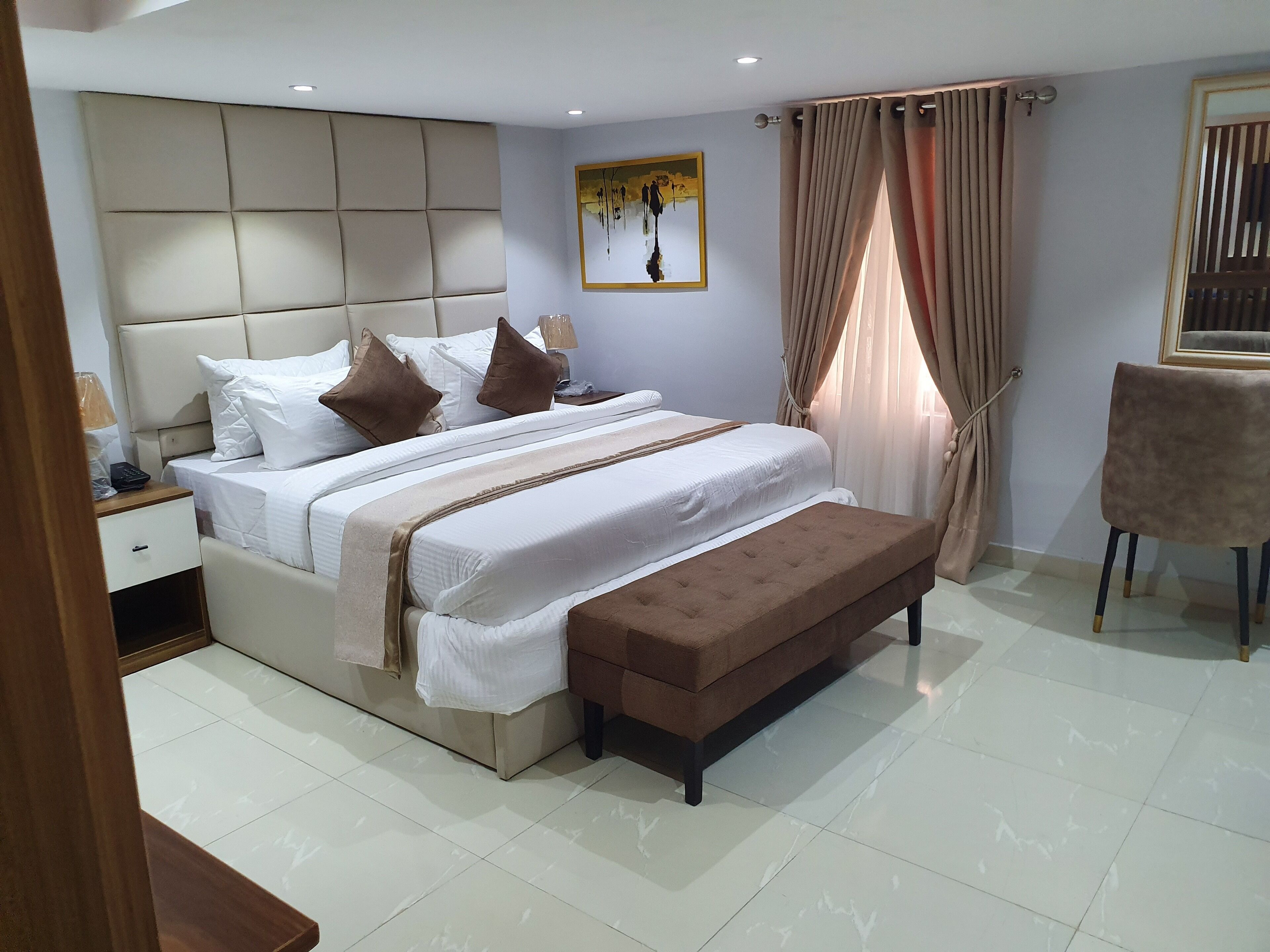 Suite estudio ejecutiva | Wifi gratis 