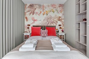 Studio | Luxe beddengoed, een strijkplank/strijkijzer, reisbedje, gratis wifi