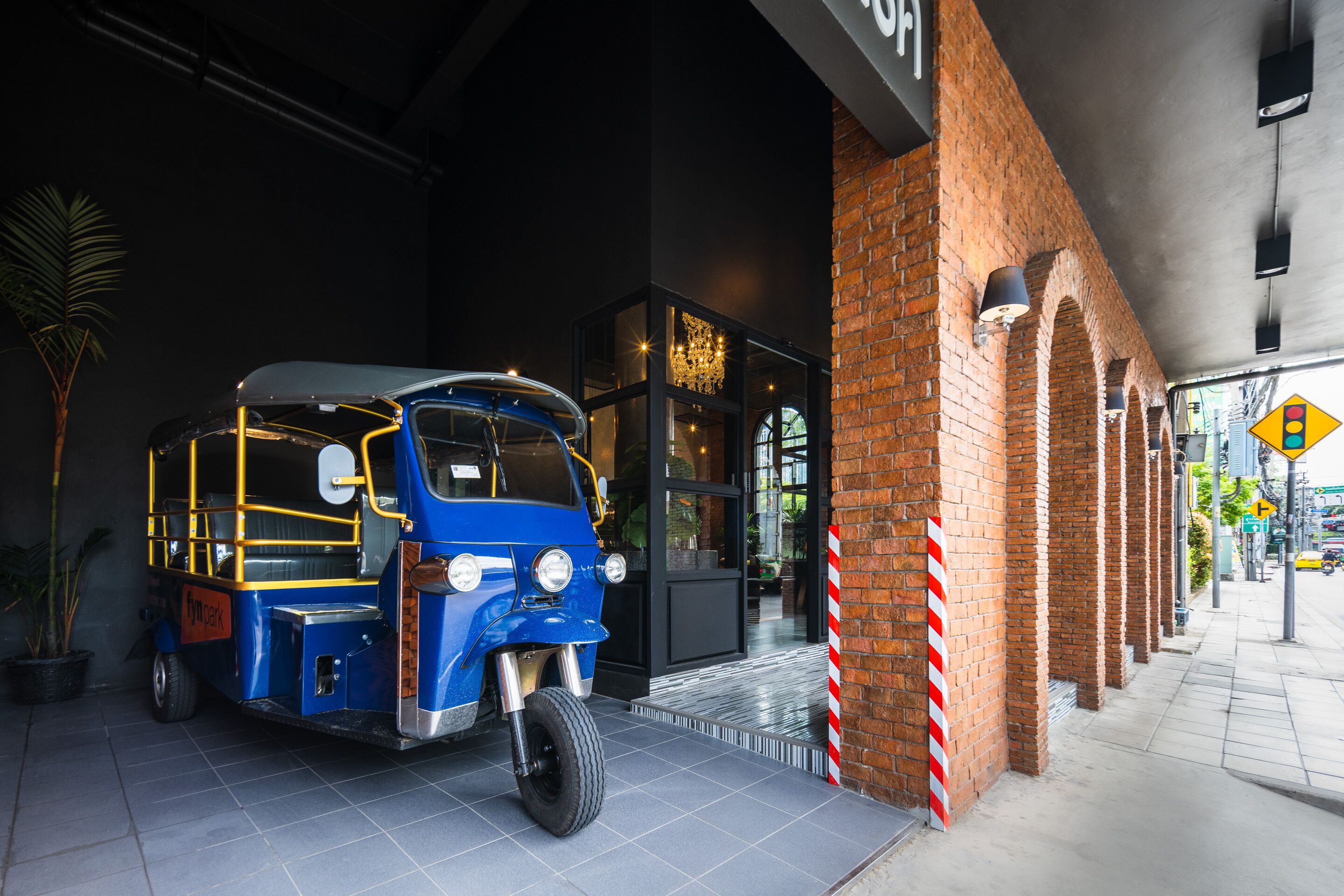 خدمة النقل المكوكية من وإلى محطة القطار