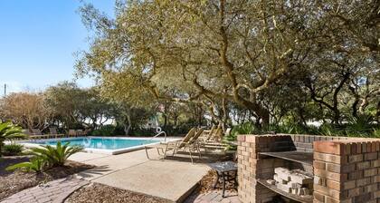 Inlet Dunes 204 1 Bedroom Townhouse by RedAwning