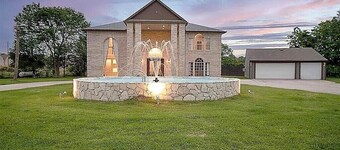 Luxe Home 5 Bedroom Villa