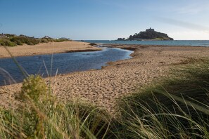 Playa en los alrededores 