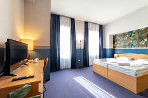 Classic Double or Twin Room | View from property - Gartner Hotel (Budapest)