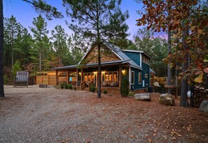 Exterior - Adventure Play Area | Low Ropes Course | New Pool! (Broken Bow)