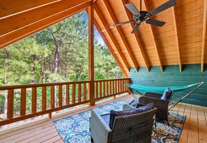 Terrace/patio - Adventure Play Area | Low Ropes Course | New Pool! (Broken Bow)