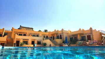 32-Zoll-Flachbildfernseher mit Satellitenempfang, Fernseher, Drucker