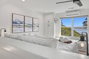 4 Schlafzimmer, Schreibtisch, Bügeleisen/Bügelbrett, WLAN