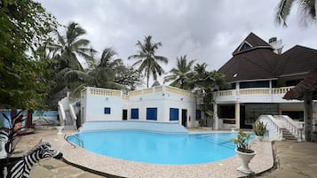 Villa | Pool | Outdoor pool