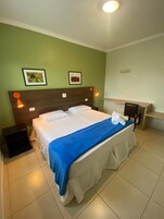 Wifi gratis y ropa de cama