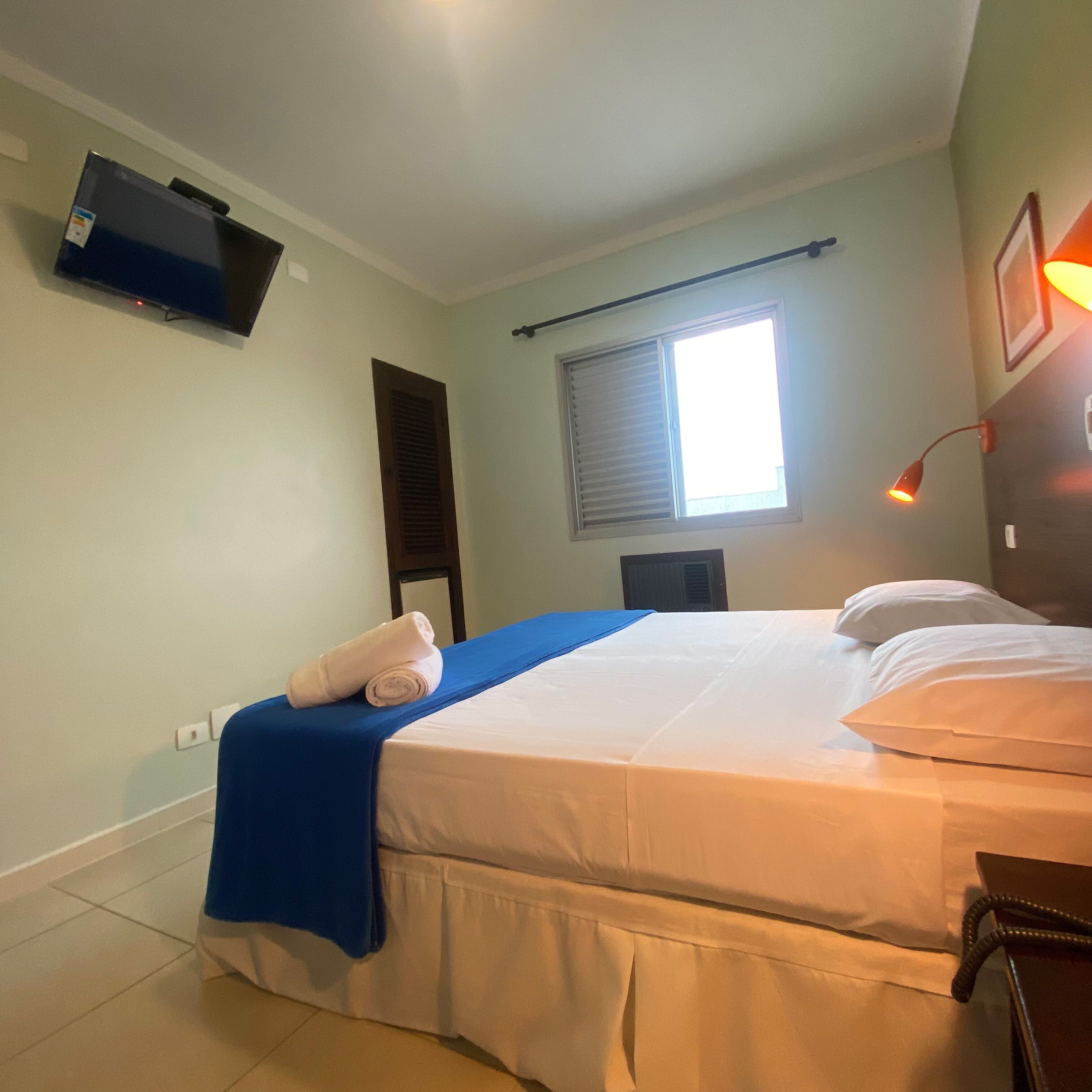 Wifi gratis y ropa de cama 