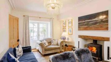 House, Multiple Beds | Interior