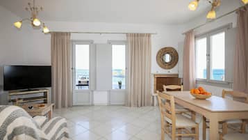 Suite with Sea View | Oppholdsområde | Printere