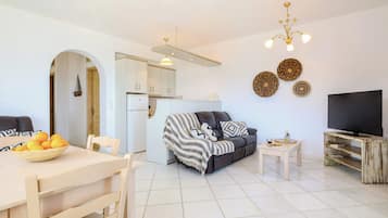 Suite with Sea View | Oleskelualue | Tulostin