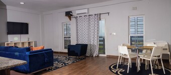 Myneya Views - 3 bed 2 bathroom serviced apartment