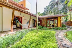 Exterior - Casa Completa com Piscina Para até 12 Pessoas na Praia da Concha (Itacaré)