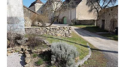 Demeure Pittoresque en Pierres 1741 - 12 Personnes