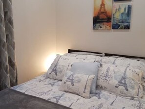 1 bedroom, iron/ironing board, free WiFi, bed sheets