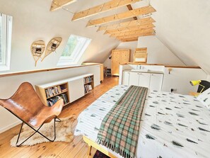 1 chambre, bureau, fer et planche à repasser, Wi-Fi gratuit