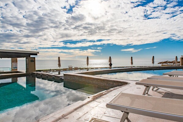 Outdoor pool, a heated pool