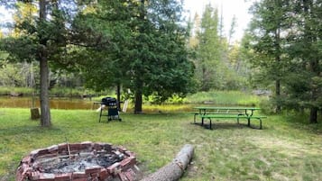 BBQ/picnic area