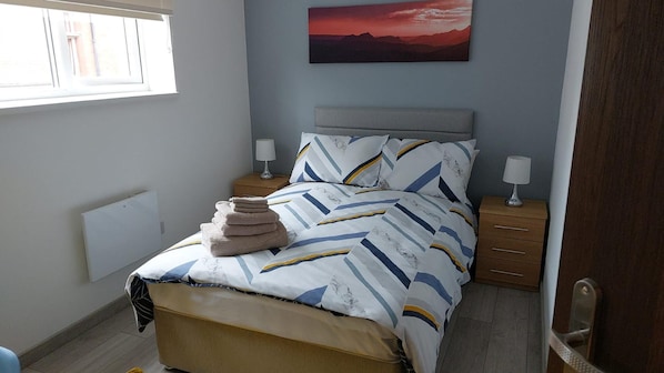 Maison, Plusieurs lits | 12 chambres, fer et planche à repasser, accès au Wi-Fi (inclus)
