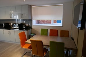 House, Multiple Beds | Private kitchen | Fridge, microwave, oven, stovetop - Immaculate 12-bed House Good Amenities in Wigan (Wigan)