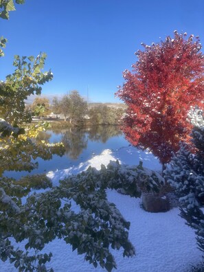 Property grounds - Spacious River House minutes to Hot Springs & WY Dino Center (East Thermopolis)
