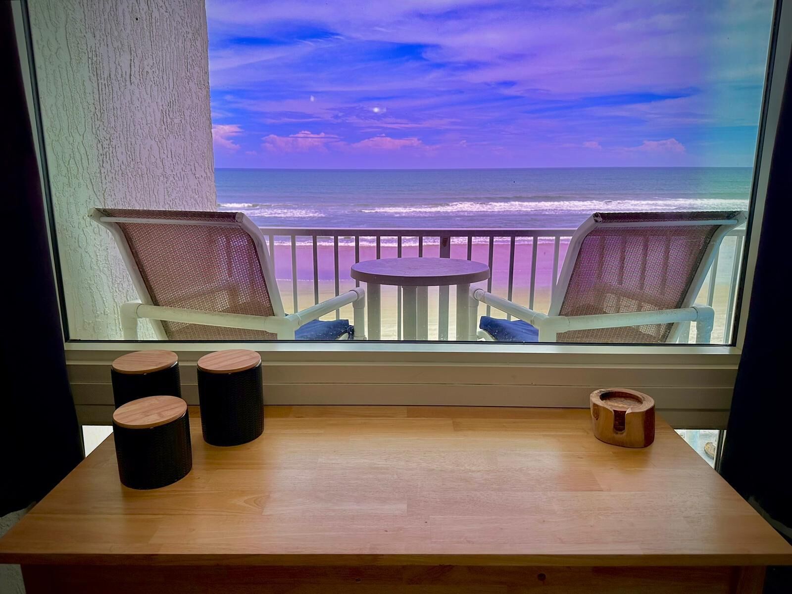 Daytona Beach Oceanfront Studio 